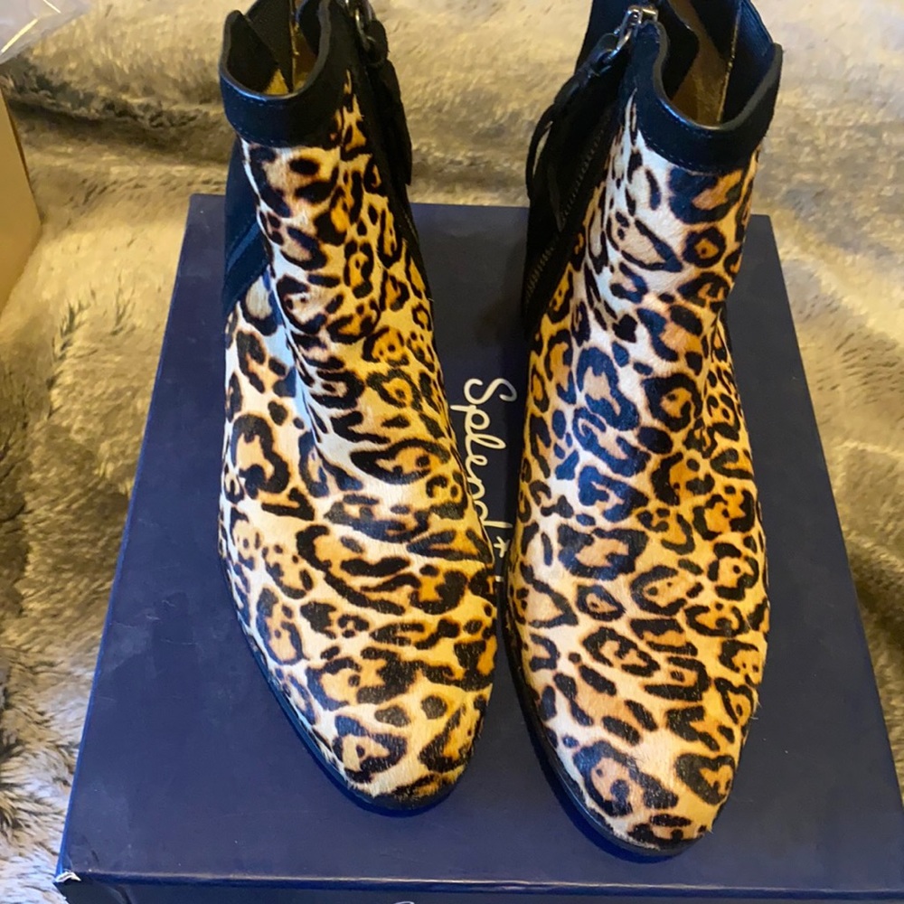 Brand New Booties Leopard print very styling-#splendid #booties